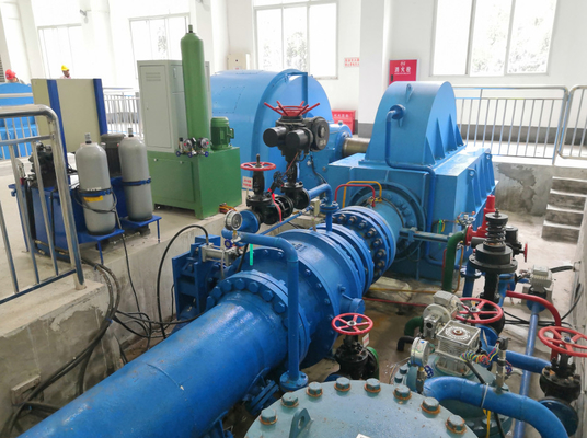 турбина 1500kw Pelton гидро в гидро электростанции 1000RPM безщеточной