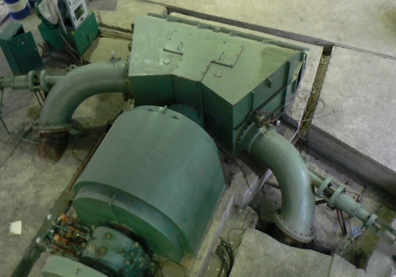 Турбина 2800kw Pelton эффективности 92% микро- горизонтальная для гидро электростанции