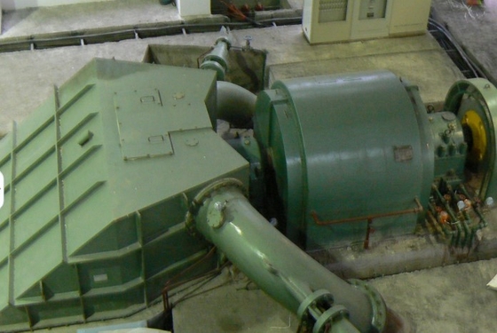 Турбина 2800kw Pelton эффективности 92% микро- горизонтальная для гидро электростанции