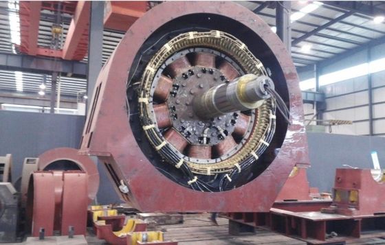 Вертикальный мини-генератор водяной турбины